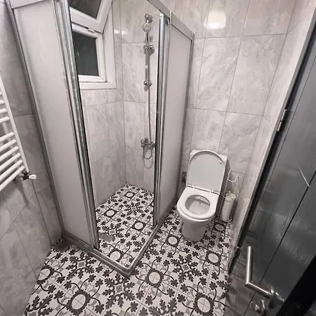 Lovely 2 Bedroom In Osmanbey Apartamento *