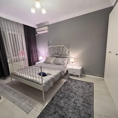 Lovely 2 Bedroom In Osmanbey Estambul